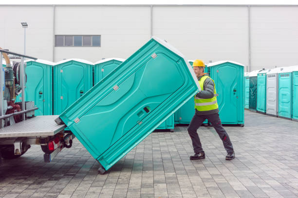 Best Sanitation services for porta potties  in Windsor Heights, IA